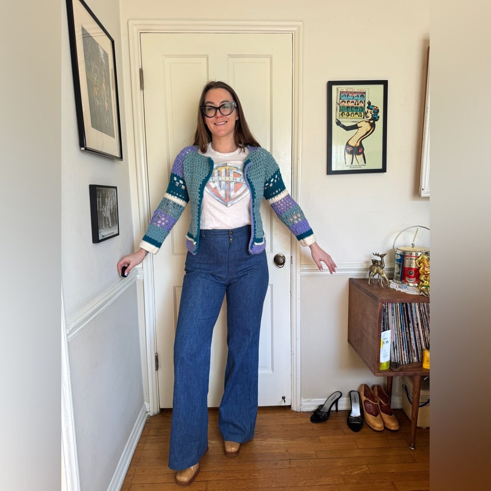 Vintage Blue Toned Crochet Cardigan - Picture 3 of 8